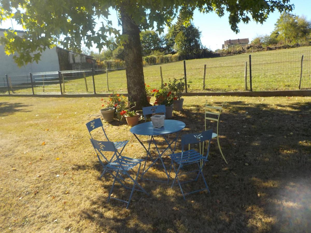 Charmant Appartement Dans Maison De Caractere Saint-Brice-sur-Vienne Esterno foto